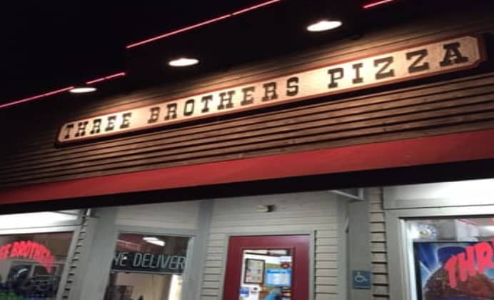 3-brothers-pizza-shop
